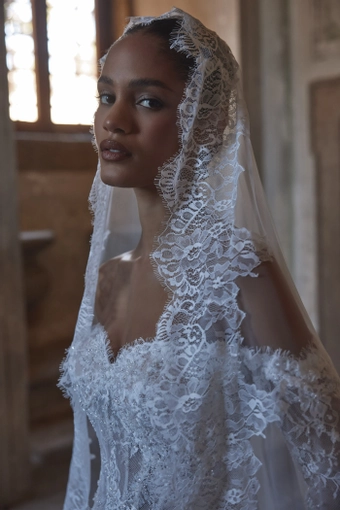 Veni Infantino 63237 #4 frontface vertical cropped thumbnail