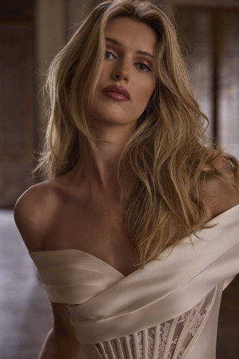 Veni Infantino 63238A #2 frontface vertical cropped thumbnail