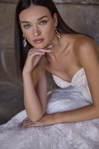 Veni Infantino 63241 #2 frontface vertical cropped thumbnail