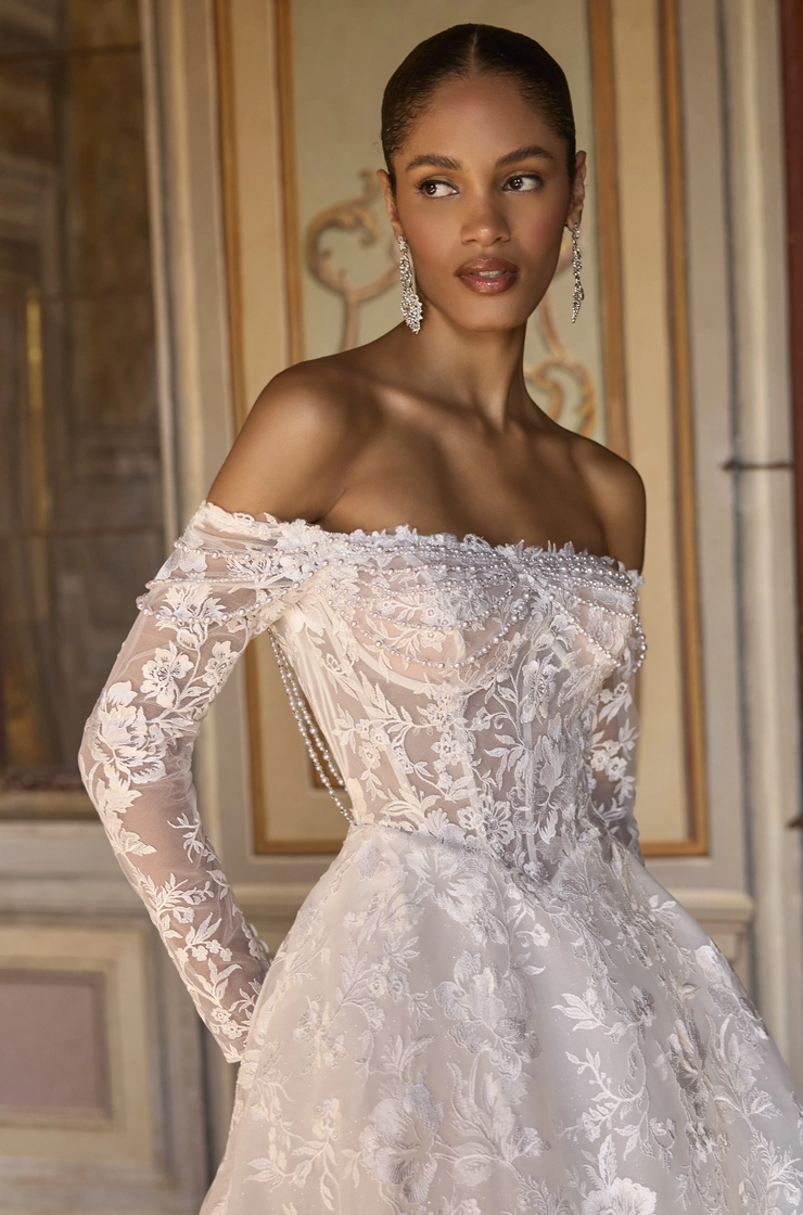 Veni Infantino Style #63257A #2 frontface vertical cropped picture