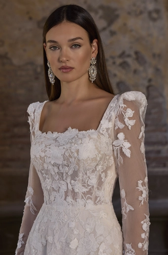 Veni Infantino 63273 #4 frontface vertical cropped thumbnail