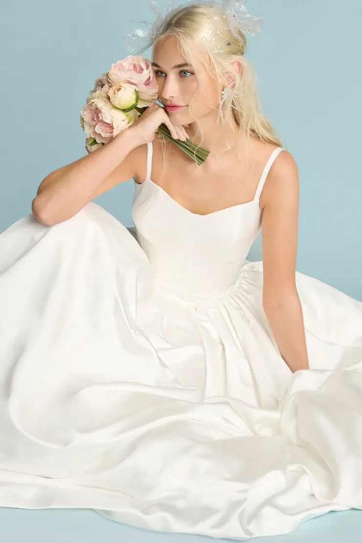 Lana #4 frontface vertical cropped picture