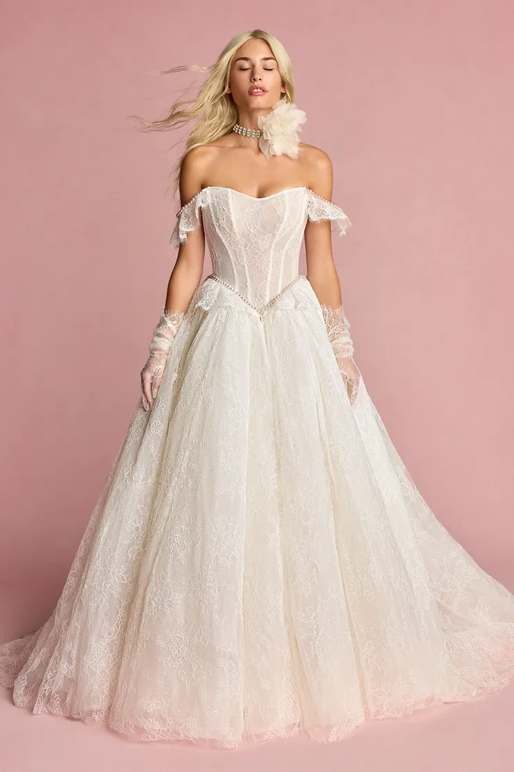 Rita #3 frontface vertical picture