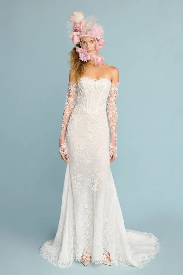 Brigitte #4 frontface vertical picture