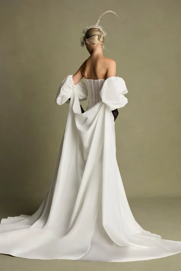 Leigh #2 default backface vertical picture