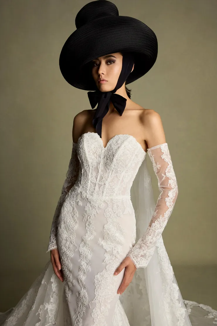 Barbara #4 frontface vertical cropped picture