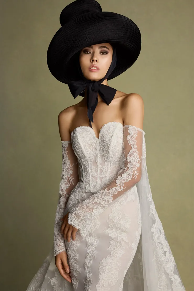 Barbara #3 frontface vertical cropped picture