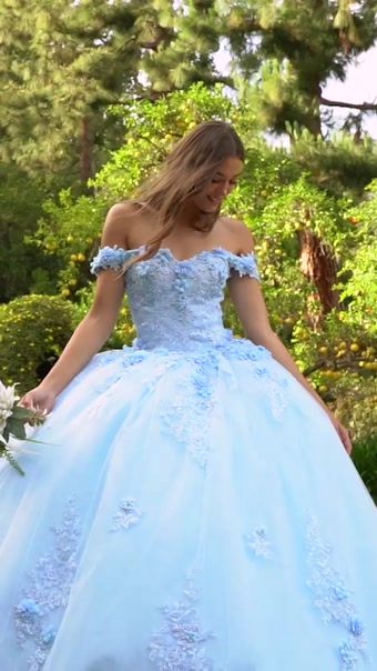 15702 #14 autoplay loop mute thumbnail