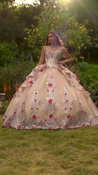 15703 #1 autoplay loop mute thumbnail