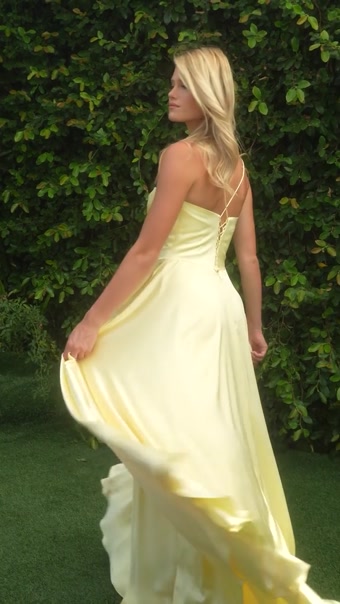 Galene #15 autoplay loop mute thumbnail