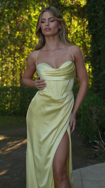 Aaliyah #58 autoplay loop mute thumbnail