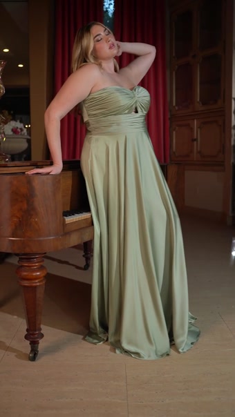 April #13 autoplay loop mute thumbnail