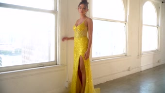 Leslie #18 autoplay loop mute thumbnail