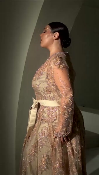 Style #CD233C #1 autoplay loop mute thumbnail