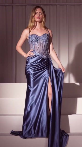 Alice #24 autoplay loop mute thumbnail