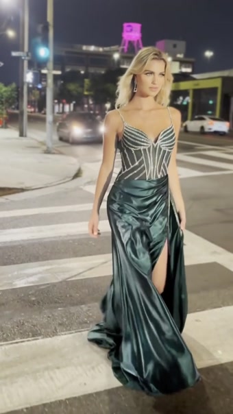 Aria #20 autoplay loop mute thumbnail