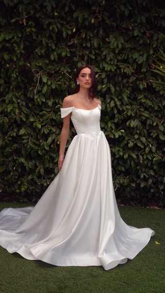 Valvina #1 autoplay loop mute thumbnail