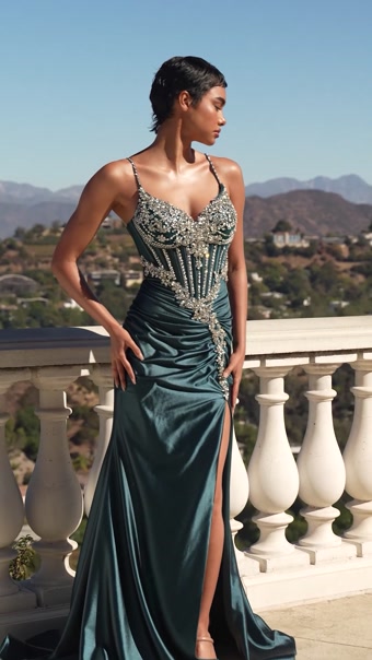 Lewis #8 autoplay loop mute thumbnail