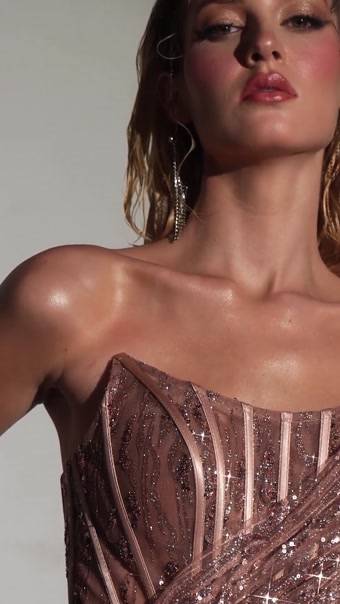 Veronica #1 autoplay loop mute thumbnail