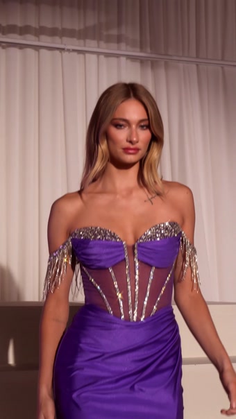 Giselle #27 autoplay loop mute thumbnail