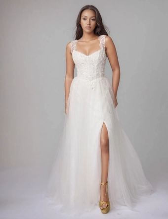 Nina Canacci Style #5400 #1 frontface vertical thumbnail