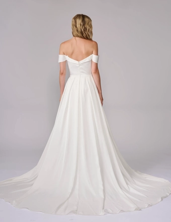 Nina Canacci Style #6704 #3 backface vertical thumbnail