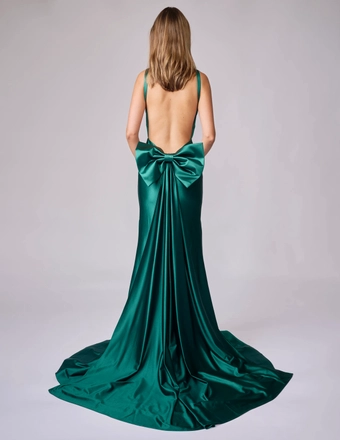 Nina Canacci Style #9211 #5 default backface vertical thumbnail