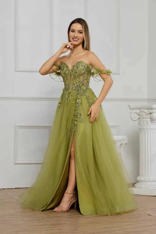 Cecilia Couture Style #8001 #1 frontface vertical picture