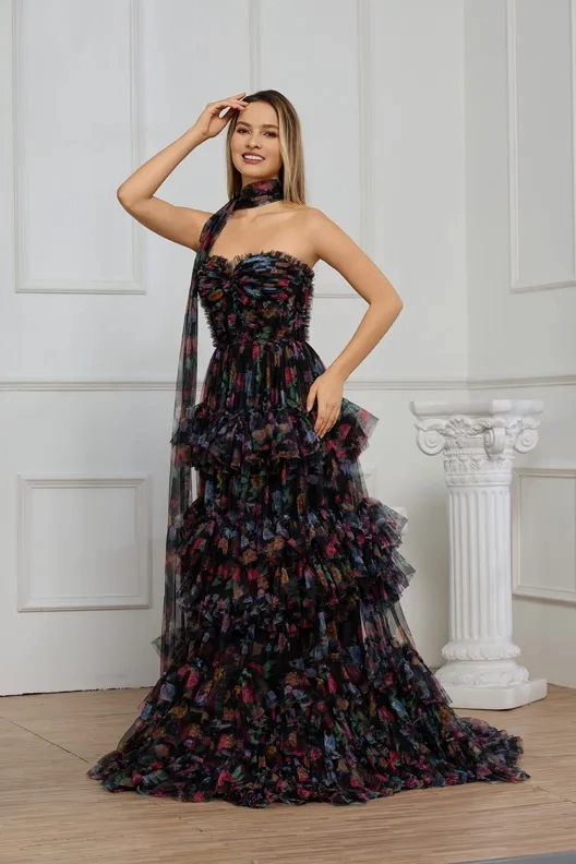 Cecilia Couture Style #8004 #1 frontface vertical picture