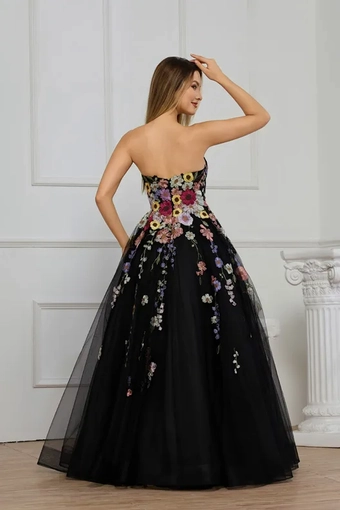 Cecilia Couture Style #8014 #4 backface vertical thumbnail