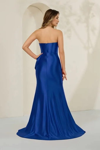 Cecilia Couture Style #8016 #4 backface vertical thumbnail