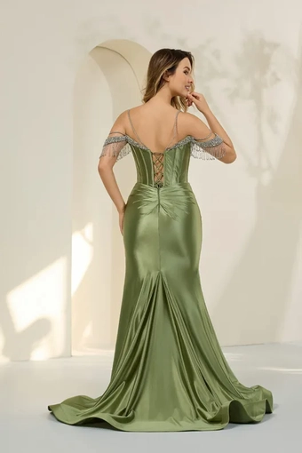 Cecilia Couture Style #8019 #3 default backface vertical thumbnail