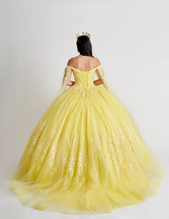 Nina Canacci Style: Q109 #5 backface vertical thumbnail