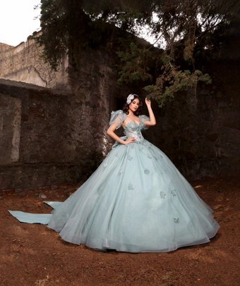 Nina Canacci Style #Q119 $0 default frontface vertical thumbnail