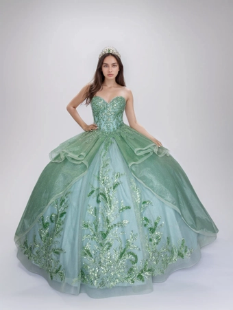 Nina Canacci Style #Q130 $0 default frontface vertical thumbnail