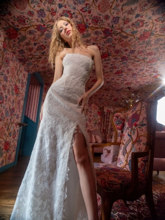 Willowby 56152 #3 frontface vertical thumbnail