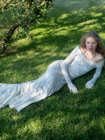 Willowby 56154 #1 frontface vertical thumbnail