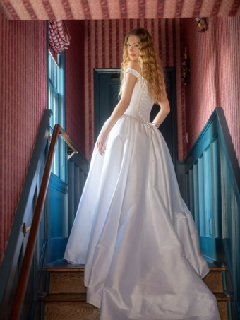 Willowby 56321 #0 default backface vertical thumbnail