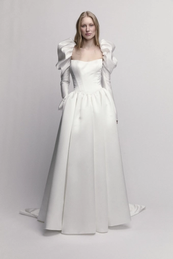 Willowby 56332 #2 frontface vertical thumbnail