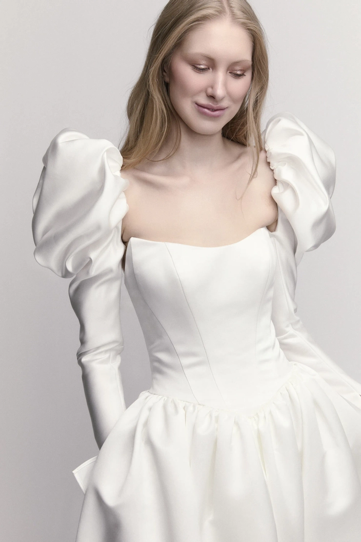 Willowby Leccino 56332 #7 frontface vertical cropped picture