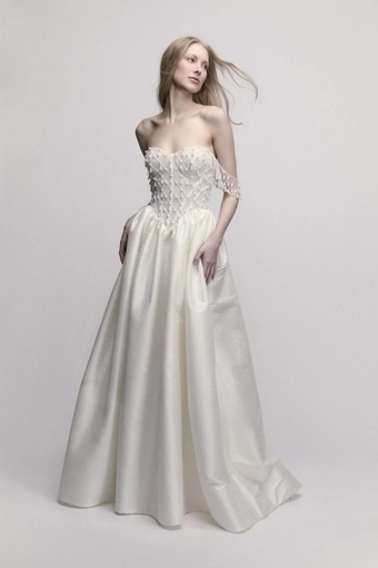 Willowby 56615 #1 frontface vertical thumbnail