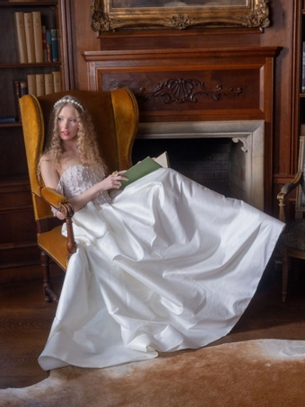 Willowby 56615 #3 frontface vertical thumbnail