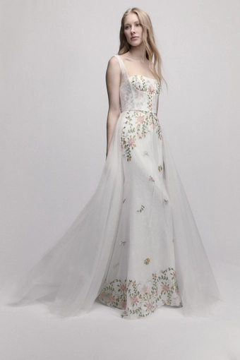 Willowby 56711 #1 frontface vertical thumbnail