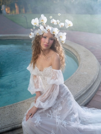 Willowby 56712 #5 frontface vertical cropped thumbnail