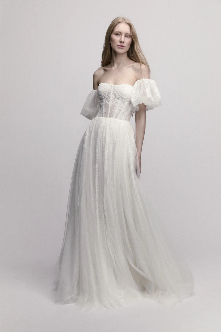 Willowby Nellie 56714 #1 frontface vertical picture