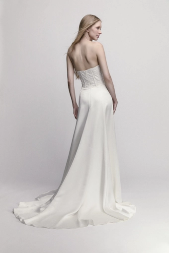 Willowby 56716 #4 backface vertical thumbnail