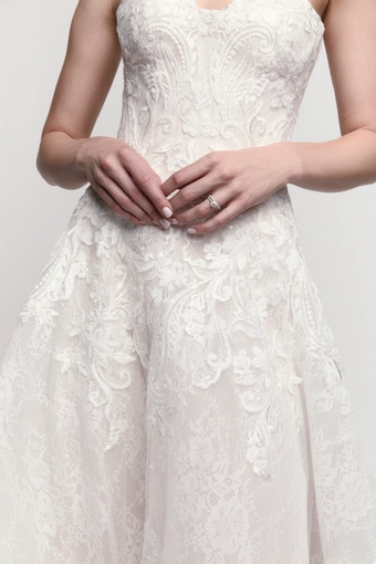 Locket Verona with Sleeves #16156P #4 frontface vertical cropped thumbnail