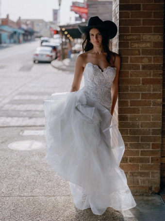 Locket Protea with Sleeves #16163 #0 default frontface vertical thumbnail