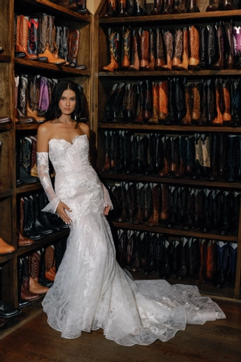 Locket Protea with Sleeves #16163 #4 frontface vertical thumbnail