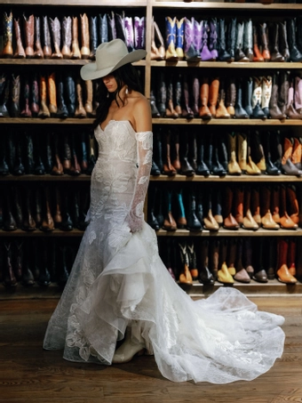 Locket Protea with Sleeves #16163 #2 frontface vertical thumbnail